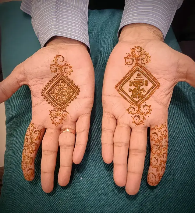 back hand simple groom mehndi